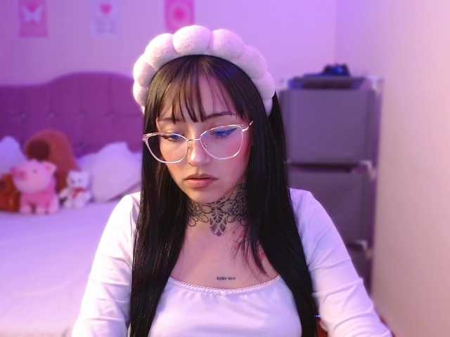 azuna1 live cam on BongaCams