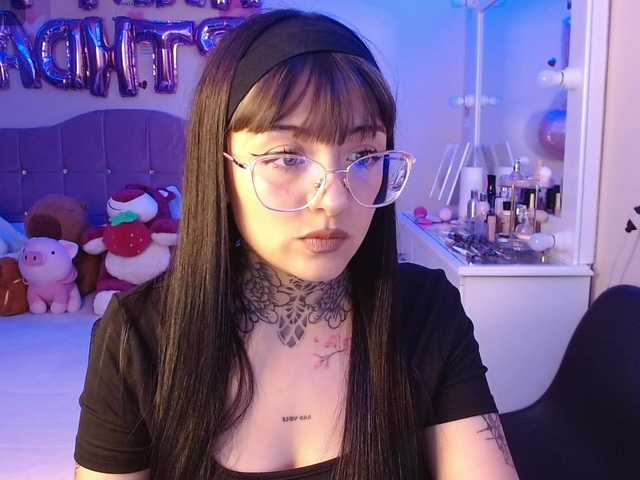 azuna1 live cam on BongaCams