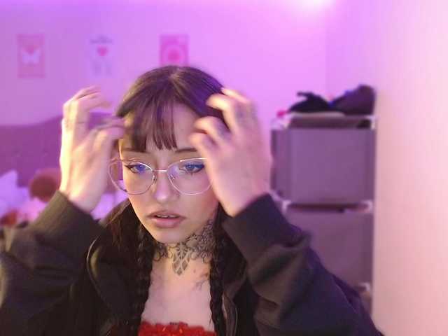 azuna1 live cam on BongaCams