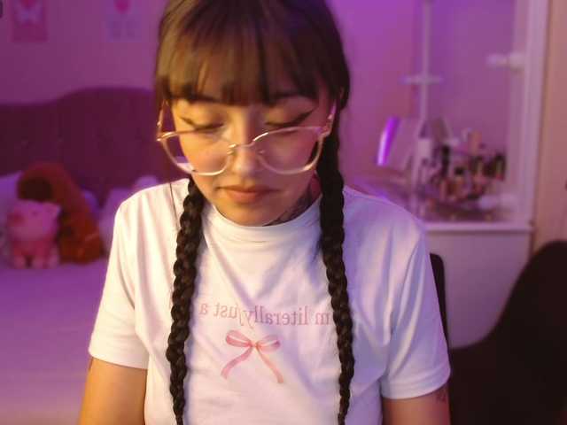 azuna1 live cam on BongaCams
