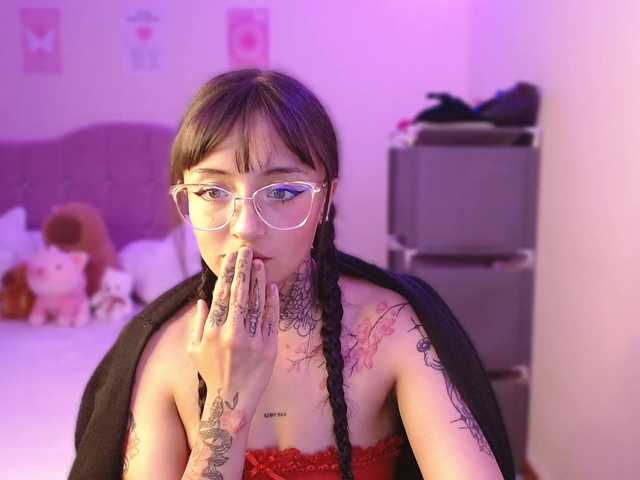 azuna1 live cam on BongaCams