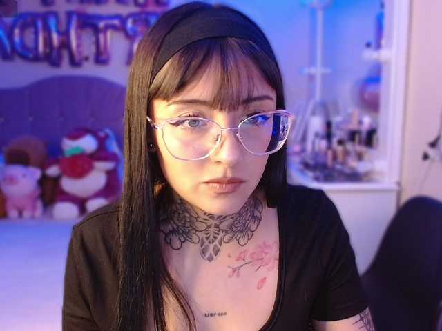 azuna1 live cam on BongaCams