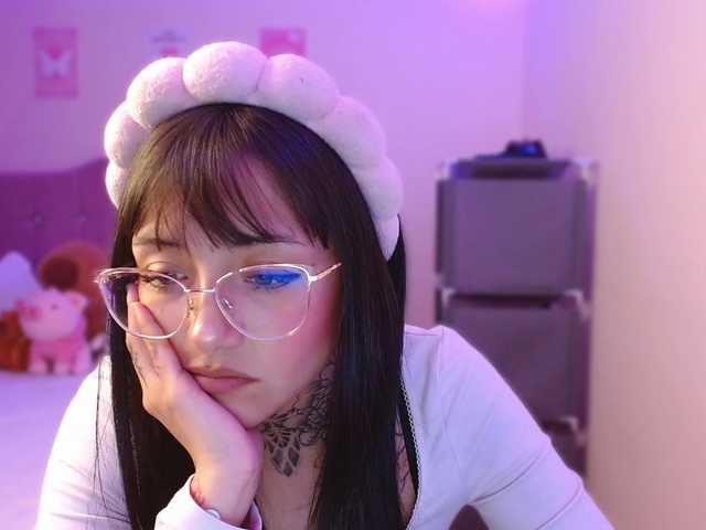 azuna1 live cam on BongaCams