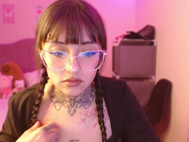 azuna1 live cam on BongaCams
