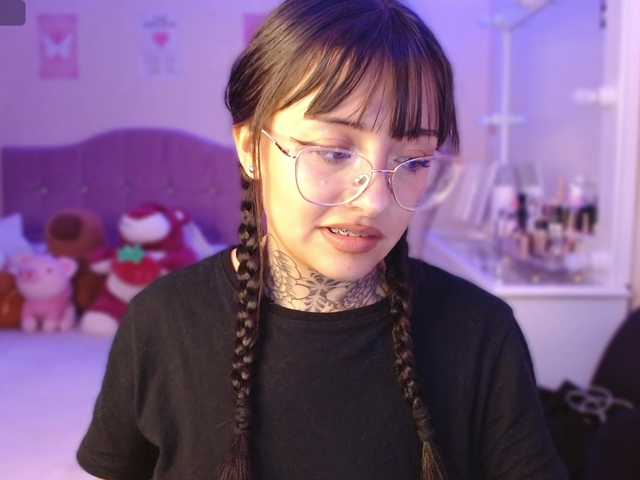 azuna1 live cam on BongaCams