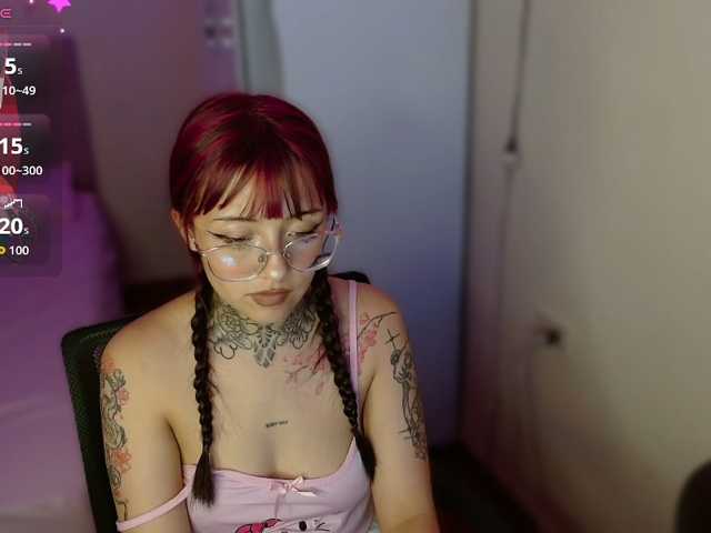 azuna1, live now on BongaCams