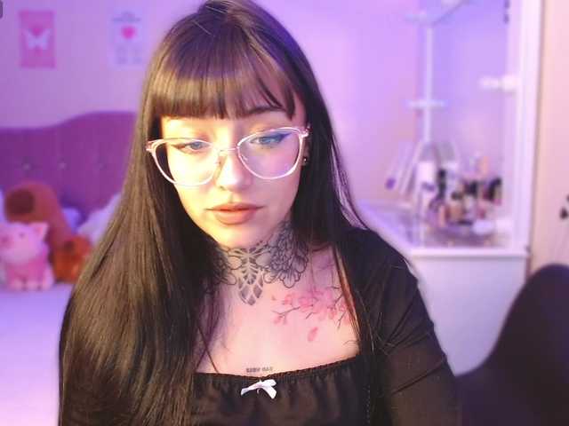 azuna1 live cam on BongaCams