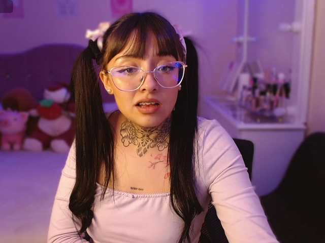 azuna1 live cam on BongaCams