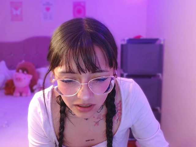azuna1 live cam on BongaCams