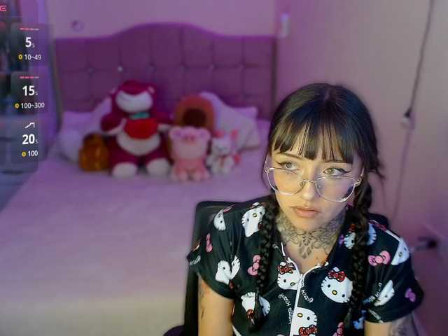 azuna1 live cam on BongaCams