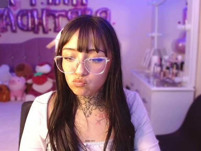 azuna1 live cam on BongaCams