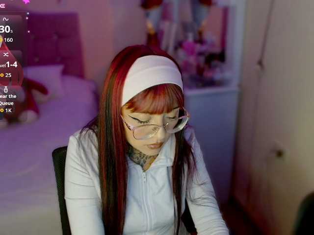azuna1 live cam on BongaCams