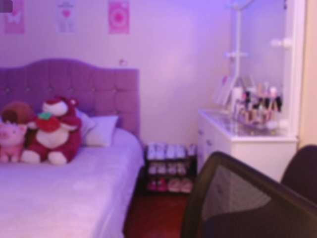 azuna1 live cam on BongaCams