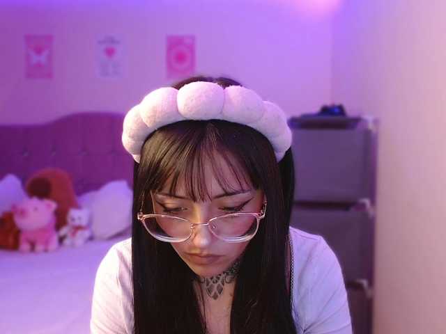 azuna1 live cam on BongaCams