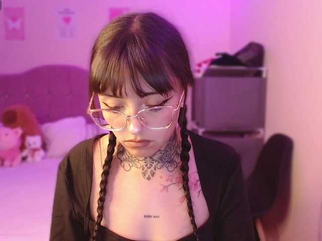 azuna1 live cam on BongaCams