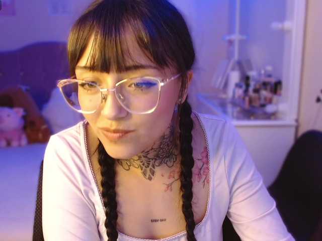 azuna1 live cam on BongaCams