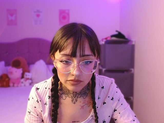 azuna1 live cam on BongaCams