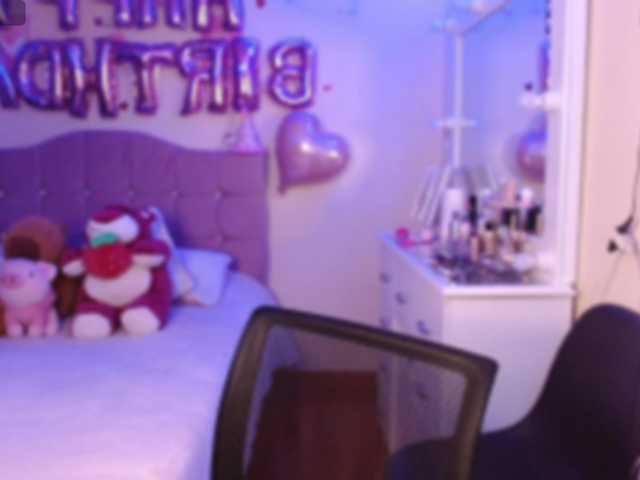 azuna1 live cam on BongaCams