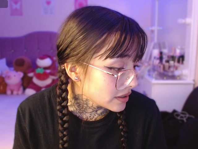 azuna1 live cam on BongaCams