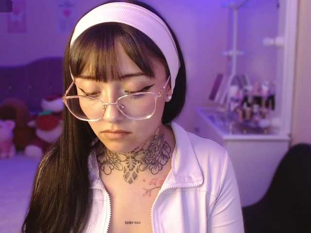 azuna1 live cam on BongaCams