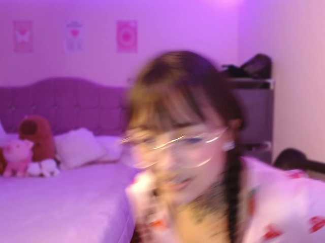 azuna1 live cam on BongaCams