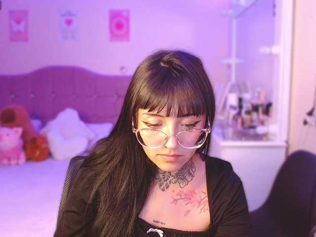 azuna1 live cam on BongaCams