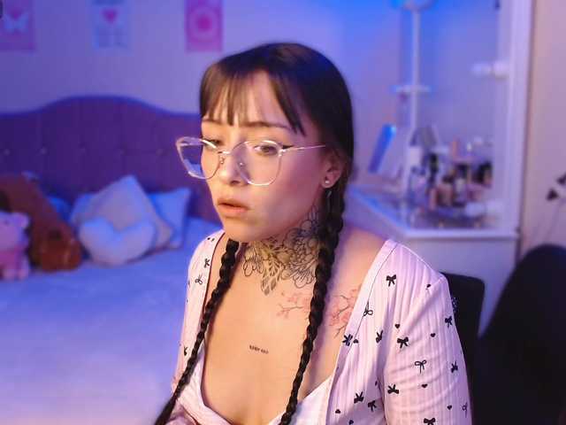 azuna1 live cam on BongaCams