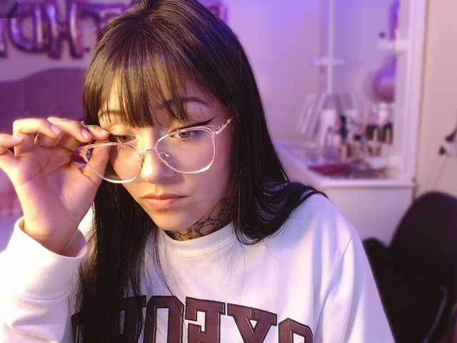 azuna1 live cam on BongaCams