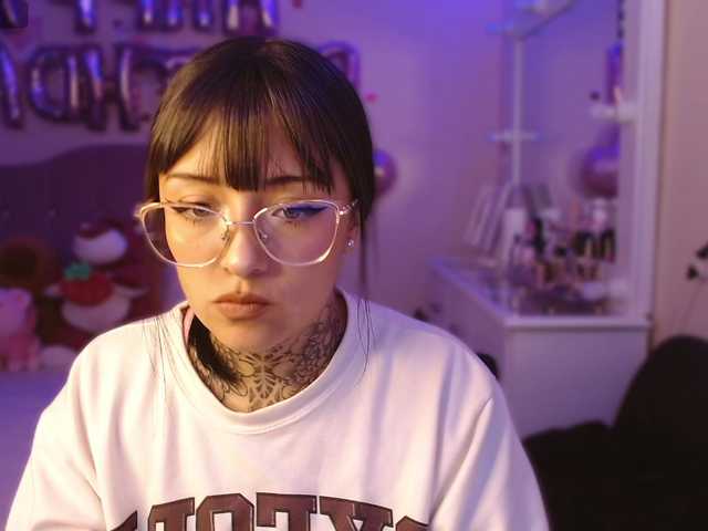 azuna1 live cam on BongaCams
