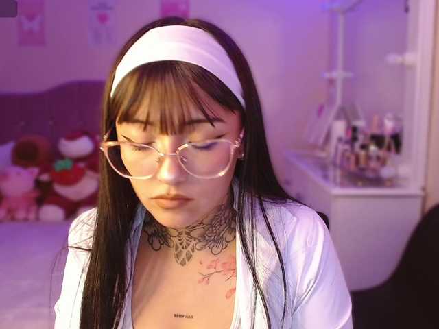 azuna1 live cam on BongaCams