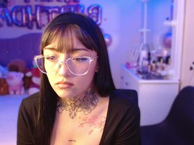 azuna1 live cam on BongaCams