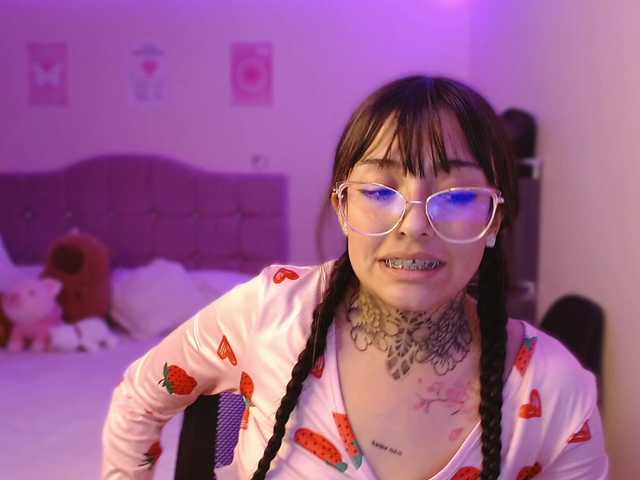 azuna1 live cam on BongaCams