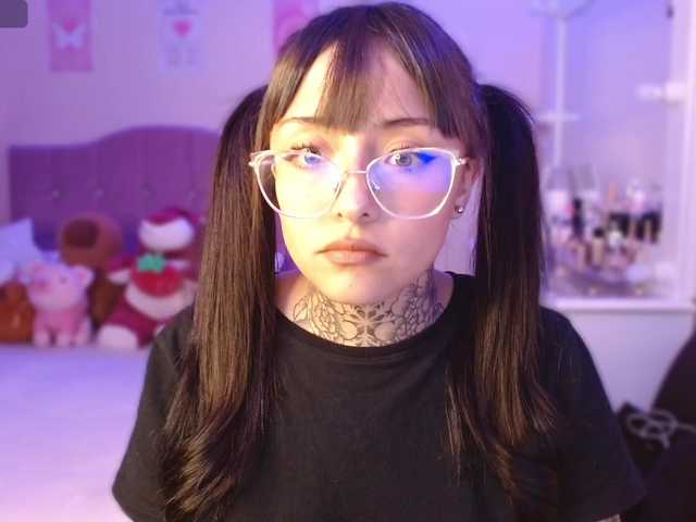 azuna1 live cam on BongaCams