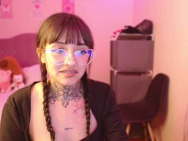 azuna1 live cam on BongaCams