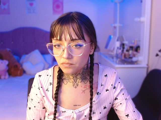 azuna1 live cam on BongaCams