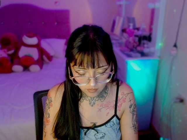 Baby_Squirt02 live cam on BongaCams