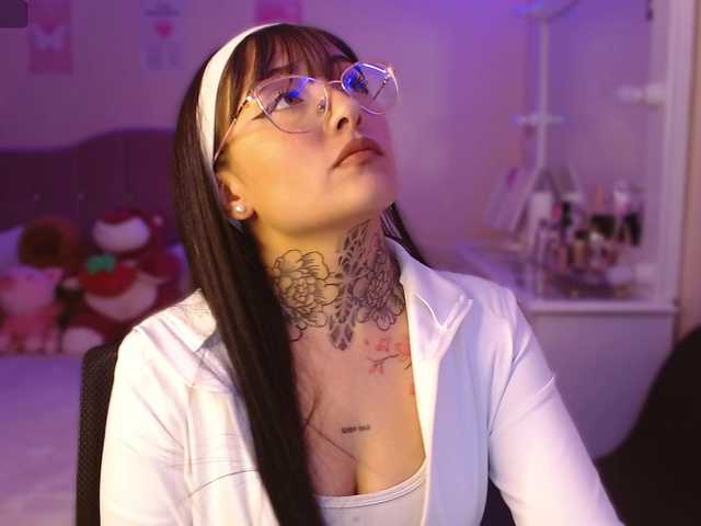 azuna1 live cam on BongaCams
