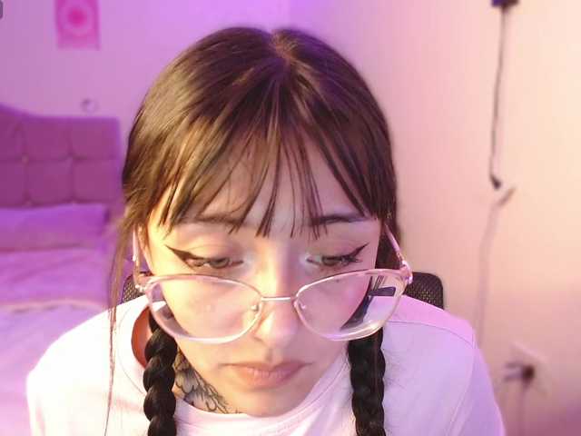 azuna1 live cam on BongaCams