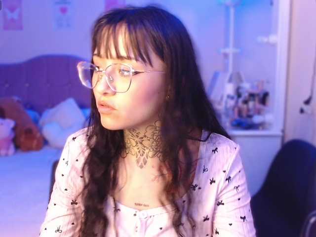 azuna1 live cam on BongaCams