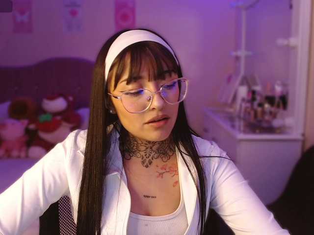 azuna1 live cam on BongaCams