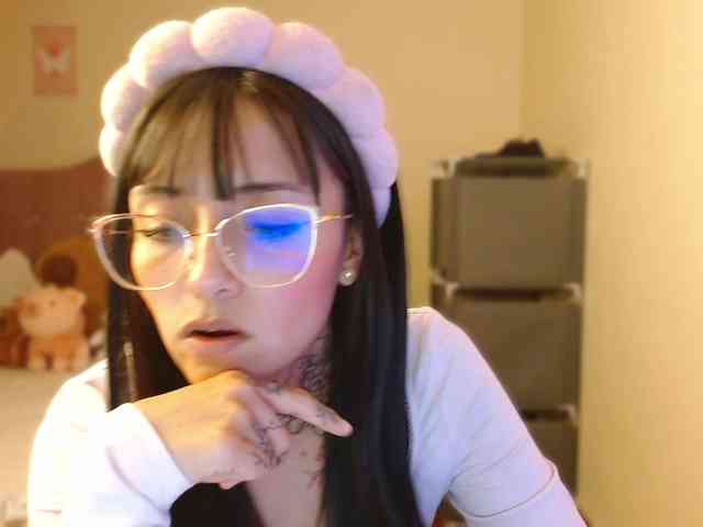 azuna1 Live Webcam on BongaCams