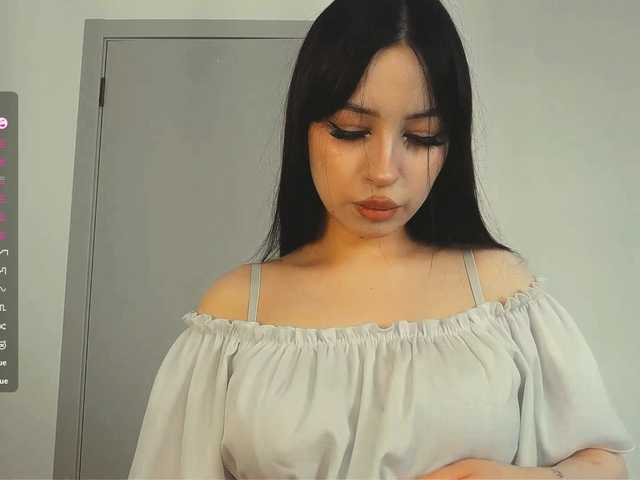 ShandraVanderwege live cam on BongaCams