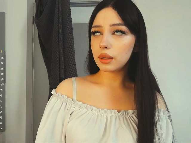 ShandraVanderwege live cam on BongaCams