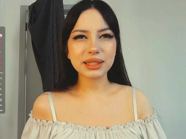ShandraVanderwege live cam on BongaCams