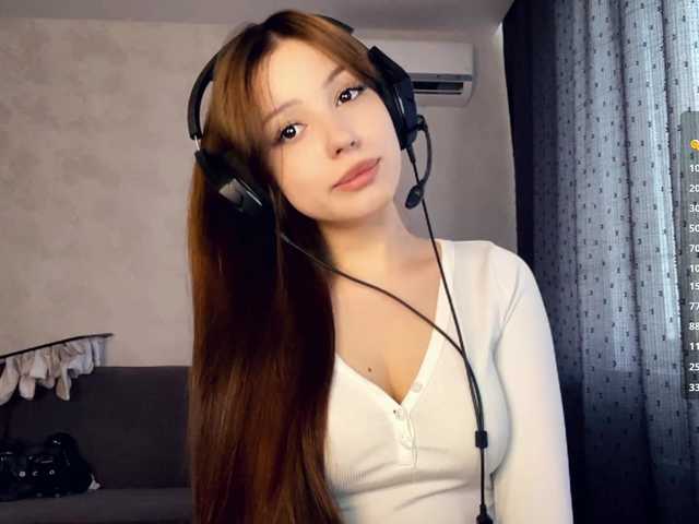 ShandraVanderwege's BongaCams show and profile