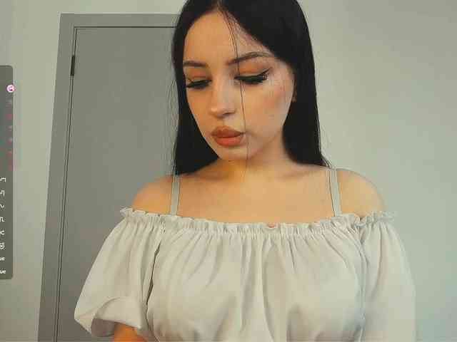 ShandraVanderwege webcam