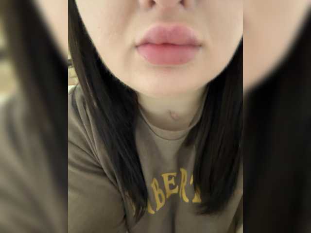 Swettypussy69 live cam on BongaCams