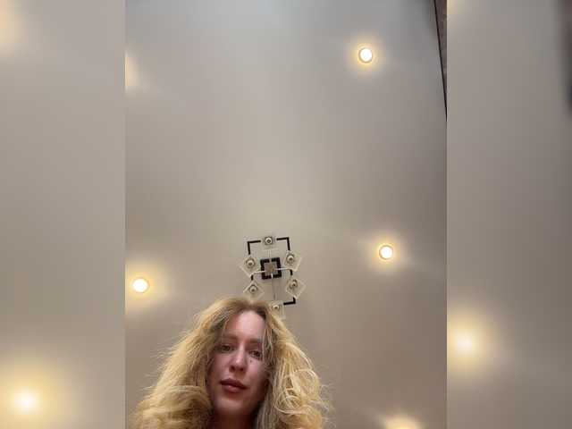 SweetyUAngel live webcam show