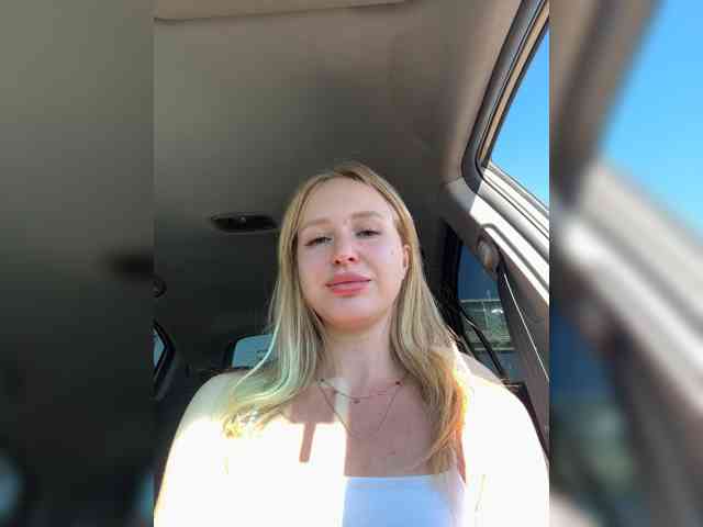 SweetyUAngel webcam