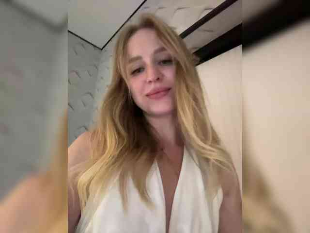 SweetyUAngel webcam